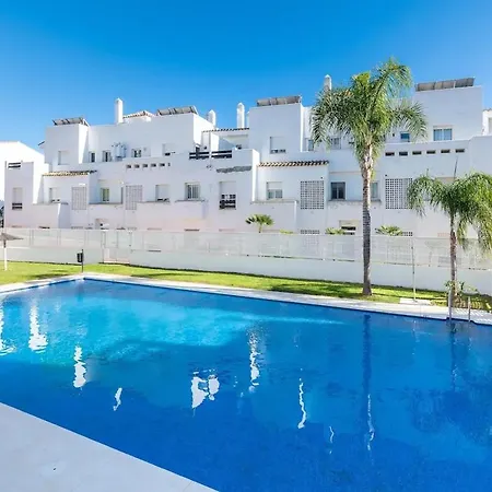 Apartment Valle Terrace With Golf And Mediterranean View Estepona