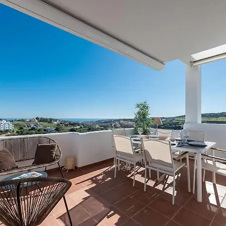 Valle Terrace With Golf And Mediterranean View Apartmán Estepona