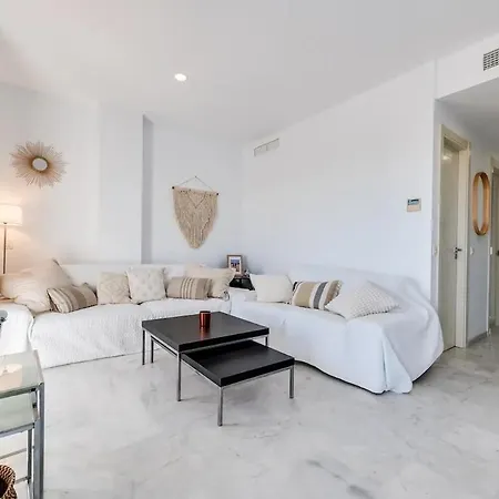 Valle Terrace With Golf And Mediterranean View Apartmán